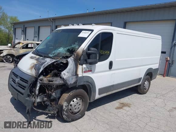 2015 Ram ProMaster Cargo с VIN 3C6TRVAGXFE507734, выставлен на аукционе IAAI как лот 42104593 с пробегом 174 035 миль миль и . История ставок и продаж доступна на DreamBid. Изображение 12.