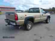 2007 Chevrolet Silverado 2500HD LT1 z VIN 1GCHK24U57E181955, wystawiony jako IAAI lot #43524098 z przebiegiem 120 652 mil mil oraz . Historia ofert i sprzedaży dostępna na DreamBid. Obrazek 4.