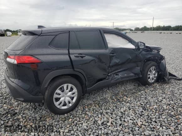 2025 Toyota Corolla Cross L with VIN 7MUAAAAG2SV117894, listed as a Copart auction lot 70402215 with 14,974 mi miles and Non repairable. Bid and sale history available at DreamBid. Image 3.