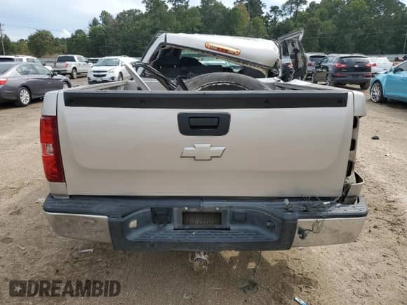 2007 Chevrolet Silverado 1500 LS с VIN 2GCEK13C671713673, выставлен на аукционе Copart как лот 81448195 с пробегом 170 636 миль миль и Списание • Salvage title. История ставок и продаж доступна на DreamBid. Изображение 6.