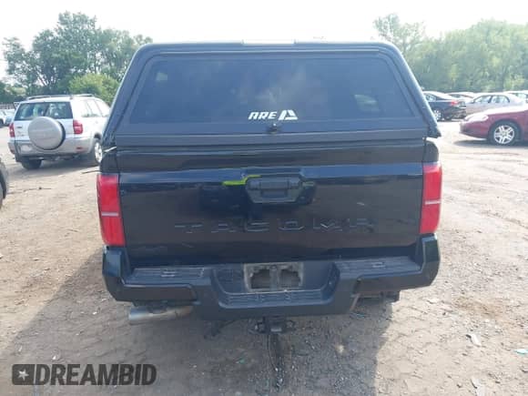 2024 Toyota Tacoma SR5 with VIN 3TMLB5JN4RM054958, listed as a IAAI auction lot 43047601 with 15,429 mi miles and . Bid and sale history available at DreamBid. Image 16.