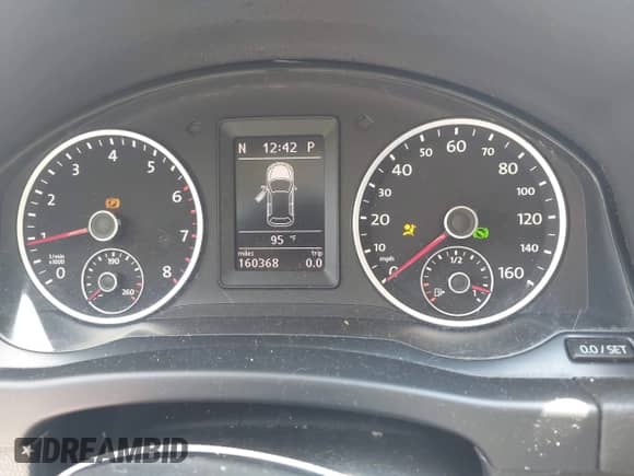 2012 Volkswagen Tiguan S с VIN WVGBV7AX4CW088191, выставлен на аукционе IAAI как лот 42950380 с пробегом 160 368 миль миль и . История ставок и продаж доступна на DreamBid. Изображение 7.