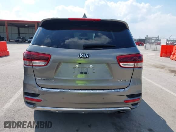 2018 Kia Sorento SX с VIN 5XYPKDA50JG416894, выставлен на аукционе IAAI как лот 42984018 с пробегом 18 798 миль миль и . История ставок и продаж доступна на DreamBid. Изображение 16.