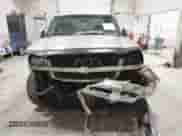 2003 Chevrolet Silverado 2500HD LT z VIN 1GCHK29U73E336640, wystawiony jako IAAI lot #43511993 z przebiegiem 96 231 mil mil oraz . Historia ofert i sprzedaży dostępna na DreamBid. Obrazek 13.