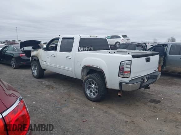 2008 GMC Sierra 1500 Work Truck with VIN 2GTEK13M281239134, listed as a IAAI auction lot 41535863 with Not provided miles and . Bid and sale history available at DreamBid. Image 3.