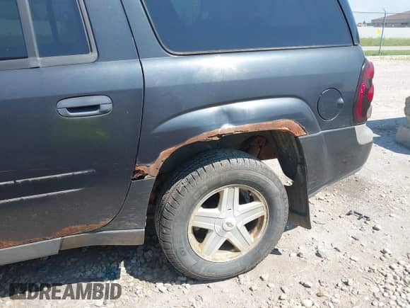 2003 Chevrolet TrailBlazer EXT LT с VIN 1GNET16S836120682, выставлен на аукционе IAAI как лот 42775811 с пробегом 181 901 миль миль и . История ставок и продаж доступна на DreamBid. Изображение 12.