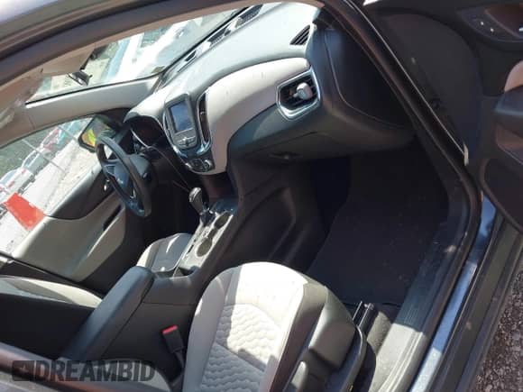 2021 Chevrolet Equinox LS z VIN 2GNAXSEV0M6155832, wystawiony jako IAAI lot #42981882 z przebiegiem 41 099 mil mil oraz . Historia ofert i sprzedaży dostępna na DreamBid. Obrazek 5.
