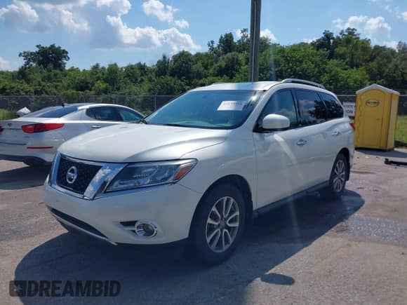 2015 Nissan Pathfinder S с VIN 5N1AR2MN3FC702554, выставлен на аукционе IAAI как лот 43135588 с пробегом 117 824 миль миль и . История ставок и продаж доступна на DreamBid. Изображение 2.