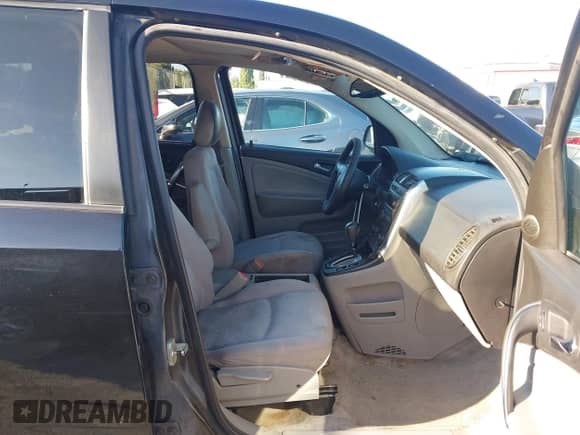 2006 Saturn VUE with VIN 5GZCZ33D76S833888, listed as a IAAI auction lot 43401557 with 220,897 mi miles and . Bid and sale history available at DreamBid. Image 5.