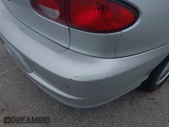 2002 Chevrolet Cavalier with VIN 1G1JC524027375107, listed as a IAAI auction lot 43040031 with 97,328 mi miles and . Bid and sale history available at DreamBid. Image 6.
