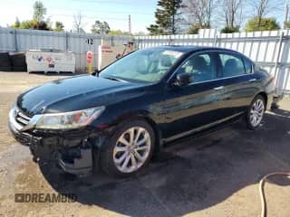 2015 Honda Accord Touring z VIN 1HGCR2F98FA802465, wystawiony jako Copart lot #80449055 z przebiegiem 153 887 mil mil oraz Czysty tytuł • Clean title. Historia ofert i sprzedaży dostępna na DreamBid. Obrazek 1.
