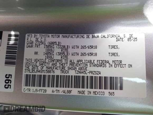 2025 Toyota Tacoma SR with VIN 3TMLB5JN4SM150076, listed as a IAAI auction lot 43065663 with 813 mi miles and . Bid and sale history available at DreamBid. Image 9.