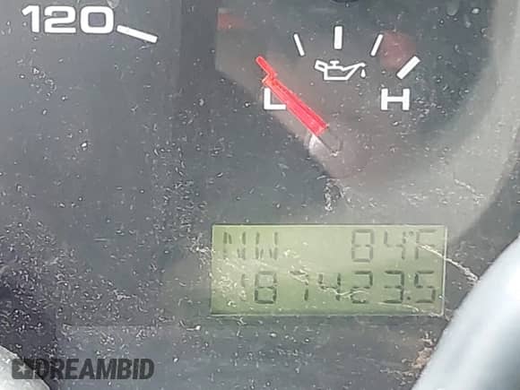 2005 Ford F-150 XLT z VIN 1FTPX02595KE56710, wystawiony jako IAAI lot #43328682 z przebiegiem 187 423 mil mil oraz . Historia ofert i sprzedaży dostępna na DreamBid. Obrazek 7.