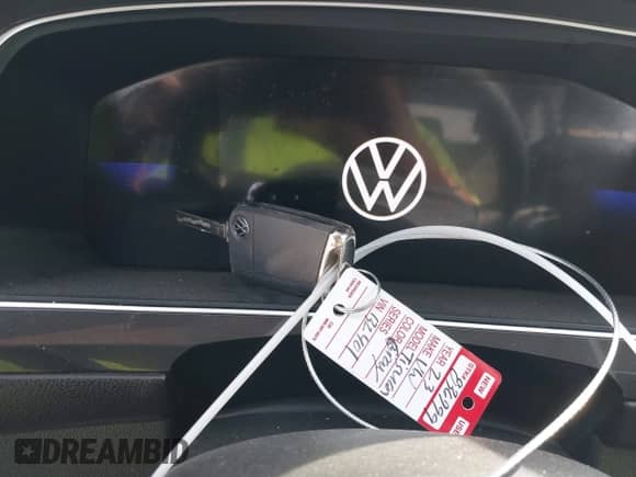 2023 Volkswagen Tiguan S с VIN 3VVRB7AX9PM132401, выставлен на аукционе IAAI как лот 41870969 с пробегом 40 533 миль миль и . История ставок и продаж доступна на DreamBid. Изображение 11.