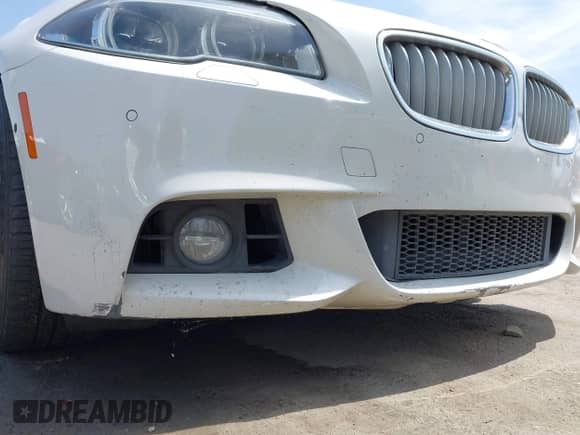 2015 BMW 5 Series 550i с VIN WBAKN9C50FD961640, выставлен на аукционе IAAI как лот 42575540 с пробегом 159 024 миль миль и . История ставок и продаж доступна на DreamBid. Изображение 6.