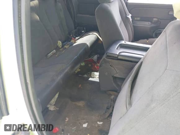 2006 GMC Sierra 1500 SLE1 with VIN 1GTEC19Z56Z238211, listed as a IAAI auction lot 42184706 with Not provided miles and . Bid and sale history available at DreamBid. Image 8.