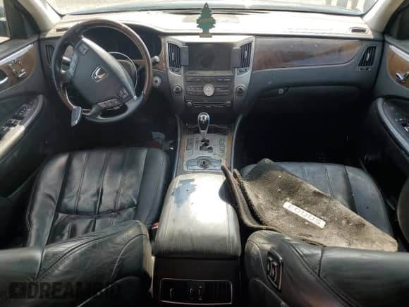 2011 Hyundai Equus Ultimate with VIN KMHGH4JF6BU029642, listed as a Copart auction lot 68646075 with Not provided miles and Clean title. Bid and sale history available at DreamBid. Image 8.