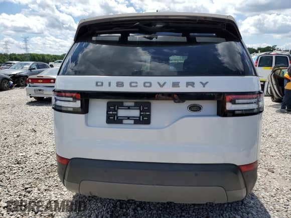 2017 Land Rover Discovery SE with VIN SALRGBBV5HA041360, listed as a Copart auction lot 59193475 with 84,848 mi miles and Clean title. Bid and sale history available at DreamBid. Image 6.