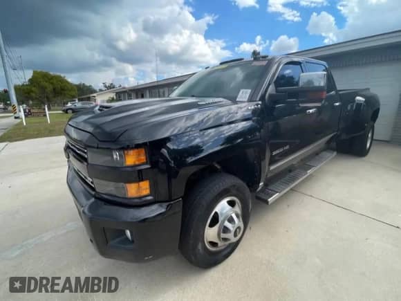 2018 Chevrolet Silverado 3500HD LTZ с VIN 1GC4K0EY3JF145008, выставлен на аукционе Copart как лот 53173945 с пробегом 375 045 миль миль и Чистый • Clean title. История ставок и продаж доступна на DreamBid. Изображение 2.