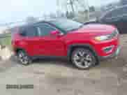 2019 Jeep Compass Limited z VIN 3C4NJDCB8KT638591, wystawiony jako IAAI lot #42022564 z przebiegiem 46 802 mil mil oraz . Historia ofert i sprzedaży dostępna na DreamBid. Obrazek 13.