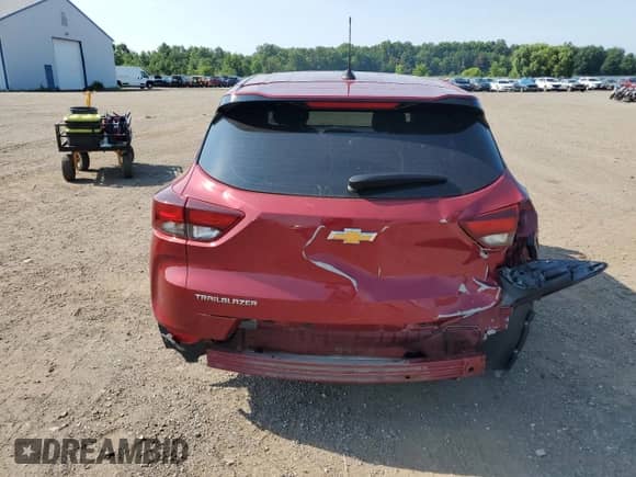 2021 Chevrolet TrailBlazer LS z VIN KL79MMS25MB020396, wystawiony jako Copart lot #66990135 z przebiegiem 82 994 mil mil oraz Szkoda całkowita • Salvage title. Historia ofert i sprzedaży dostępna na DreamBid. Obrazek 6.