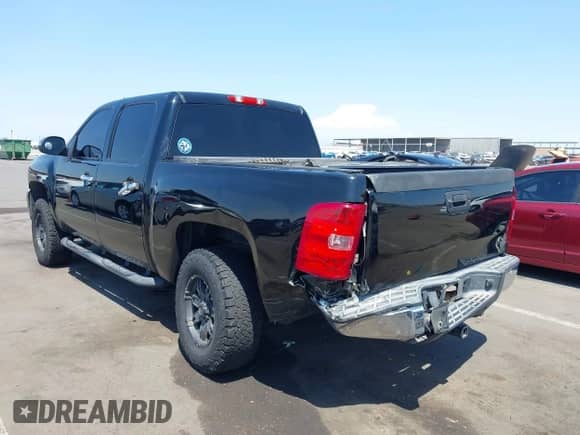 2013 Chevrolet Silverado 1500 LT with VIN 3GCPKSE72DG312123, listed as a IAAI auction lot 43064081 with 150,661 mi miles and . Bid and sale history available at DreamBid. Image 6.