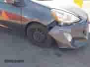 2015 Toyota Prius One z VIN JTDKDTB38F1111002, wystawiony jako IAAI lot #43250745 z przebiegiem 229 161 mil mil oraz . Historia ofert i sprzedaży dostępna na DreamBid. Obrazek 17.