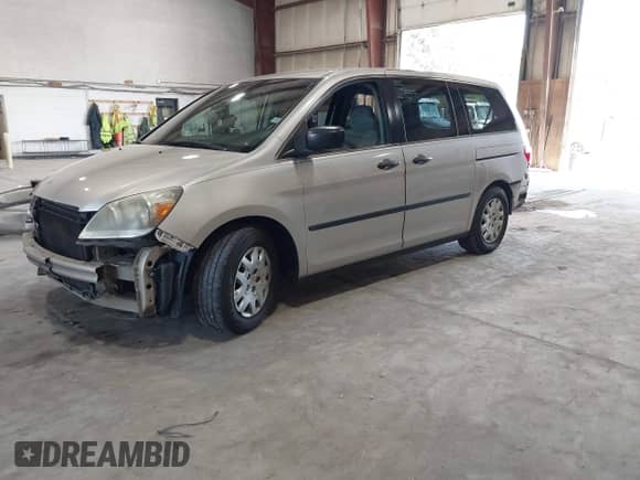 2006 Honda Odyssey LX with VIN 5FNRL38256B118125, listed as a IAAI auction lot 42579644 with 200,044 mi miles and . Bid and sale history available at DreamBid. Image 18.