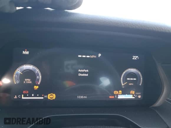 2025 Jeep Grand Cherokee Laredo with VIN 1C4RJHAG0SC268997, listed as a Copart auction lot 45860945 with 1,036 mi miles and Salvage title. Bid and sale history available at DreamBid. Image 9.