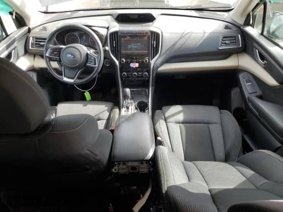 2021 Subaru Ascent Premium z VIN 4S4WMAFD0M3459737, wystawiony jako Copart lot #84835835 z przebiegiem 62 602 mil mil oraz Szkoda całkowita • Salvage title. Historia ofert i sprzedaży dostępna na DreamBid. Obrazek 8.