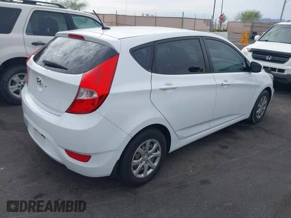 2014 Hyundai Accent GS с VIN KMHCT5AE9EU164113, выставлен на аукционе IAAI как лот 43131217 с пробегом 116 039 миль миль и . История ставок и продаж доступна на DreamBid. Изображение 4.