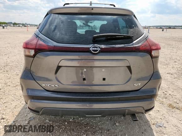 2024 Nissan Kicks SR z VIN 3N1CP5DV9RL473782, wystawiony jako Copart lot #80946995 z przebiegiem 13 655 mil mil oraz Szkoda całkowita • Salvage title. Historia ofert i sprzedaży dostępna na DreamBid. Obrazek 6.