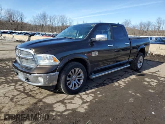 2014 Ram 1500 Longhorn Limited z VIN 1C6RR7WM3ES272965, wystawiony jako Copart lot #43410085 z przebiegiem 165 462 mil mil oraz Szkoda całkowita • Salvage title. Historia ofert i sprzedaży dostępna na DreamBid. Obrazek 1.