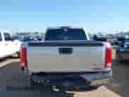 2007 GMC Sierra 1500 SLE1 z VIN 3GTEC13C47G522872, wystawiony jako IAAI lot #42220702 z przebiegiem 109 543 mil mil oraz . Historia ofert i sprzedaży dostępna na DreamBid. Obrazek 16.