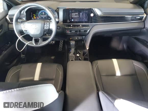 2025 Toyota Camry SE with VIN 4T1DAACK2SU017505, listed as a Copart auction lot 86167515 with 40,025 mi miles and Clean title. Bid and sale history available at DreamBid. Image 8.