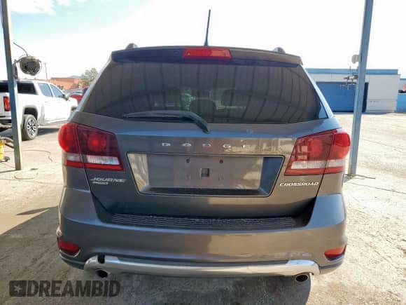 2017 Dodge Journey Crossroad Plus with VIN 3C4PDDGG3HT540342, listed as a Copart auction lot 85949995 with 136,746 mi miles and Clean title. Bid and sale history available at DreamBid. Image 6.