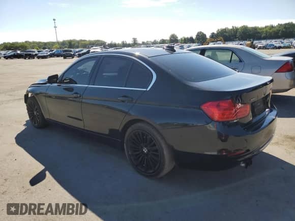 2013 BMW 3 Series 328i xDrive с VIN WBA3B5C51DF593878, выставлен на аукционе Copart как лот 70813025 с пробегом 145 301 миль миль и Списание • Salvage title. История ставок и продаж доступна на DreamBid. Изображение 2.