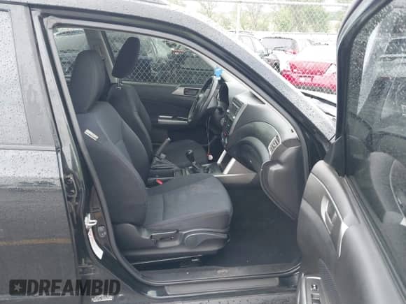 2012 Subaru Forester X z VIN JF2SHBBC1CG423512, wystawiony jako IAAI lot #42412522 z przebiegiem 168 713 mil mil oraz . Historia ofert i sprzedaży dostępna na DreamBid. Obrazek 5.