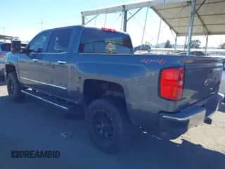 2014 Chevrolet Silverado 1500 LT z VIN 3GCUKREC2EG399421, wystawiony jako IAAI lot #43487244 z przebiegiem 77 829 mil mil oraz . Historia ofert i sprzedaży dostępna na DreamBid. Obrazek 3.