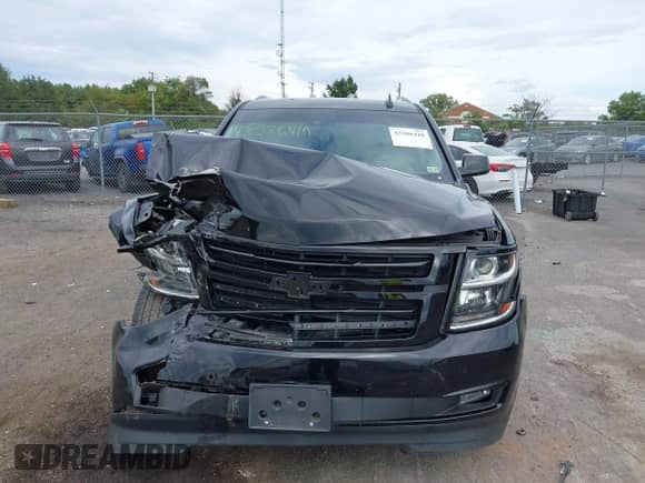 2018 Chevrolet Tahoe Premier с VIN 1GNSKCKJ2JR253934, выставлен на аукционе IAAI как лот 43286410 с пробегом 132 367 миль миль и . История ставок и продаж доступна на DreamBid. Изображение 12.