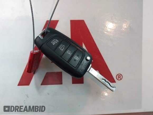 2019 Hyundai Accent SE z VIN 3KPC24A3XKE088492, wystawiony jako IAAI lot #43103959 z przebiegiem 87 145 mil mil oraz . Historia ofert i sprzedaży dostępna na DreamBid. Obrazek 11.