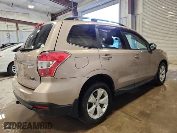 2015 Subaru Forester Premium z VIN JF2SJADC1FH541067, wystawiony jako Copart lot #70284455 z przebiegiem 155 432 mil mil oraz Nie do naprawy • Non repairable. Historia ofert i sprzedaży dostępna na DreamBid. Obrazek 3.