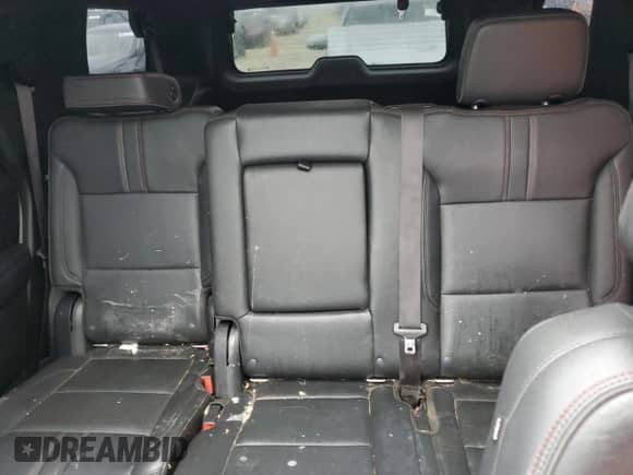 2021 Chevrolet Tahoe RST z VIN 1GNSCRKD5MR351189, wystawiony jako Copart lot #43082535 z przebiegiem 96 013 mil mil oraz Szkoda całkowita • Salvage title. Historia ofert i sprzedaży dostępna na DreamBid. Obrazek 10.