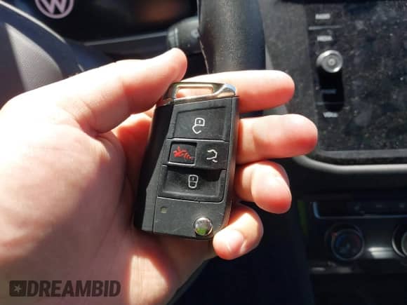 2024 Volkswagen Tiguan S с VIN 3VVRB7AX5RM142006, выставлен на аукционе IAAI как лот 42199560 с пробегом 235 миль миль и . История ставок и продаж доступна на DreamBid. Изображение 11.