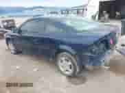 2008 Chevrolet Cobalt LS z VIN 1G1AK18F687298501, wystawiony jako IAAI lot #42737266 z przebiegiem 149 577 mil mil oraz . Historia ofert i sprzedaży dostępna na DreamBid. Obrazek 3.