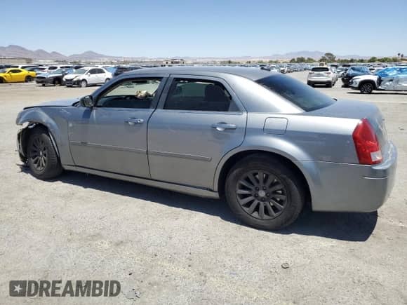 2006 Chrysler 300 with VIN 2C3KA43R86H169845, listed as a Copart auction lot 61271765 with 183,366 mi miles and Salvage title. Bid and sale history available at DreamBid. Image 2.