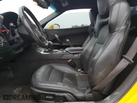 2012 Chevrolet Corvette 3LT с VIN 1G1YG2DW8C5100484, выставлен на аукционе Copart как лот 44728075 с пробегом 77 539 миль миль и Списание • Salvage title. История ставок и продаж доступна на DreamBid. Изображение 7.