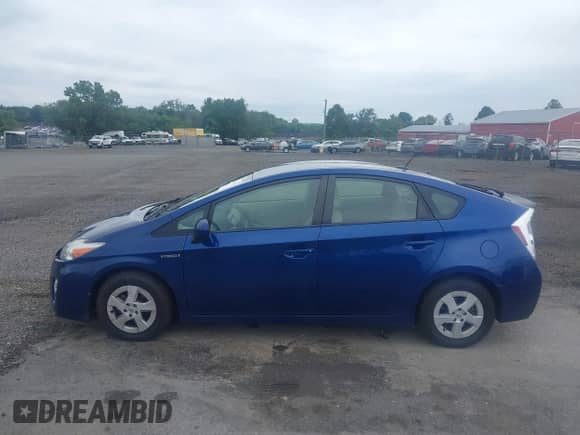 2011 Toyota Prius III with VIN JTDKN3DU5B0300161, listed as a IAAI auction lot 42993112 with 190,603 mi miles and . Bid and sale history available at DreamBid. Image 14.