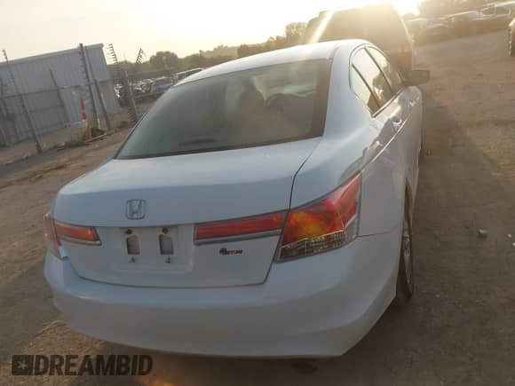 2012 Honda Accord SE with VIN 1HGCP2F60CA219640, listed as a IAAI auction lot 43247729 with 300,258 mi miles and . Bid and sale history available at DreamBid. Image 16.