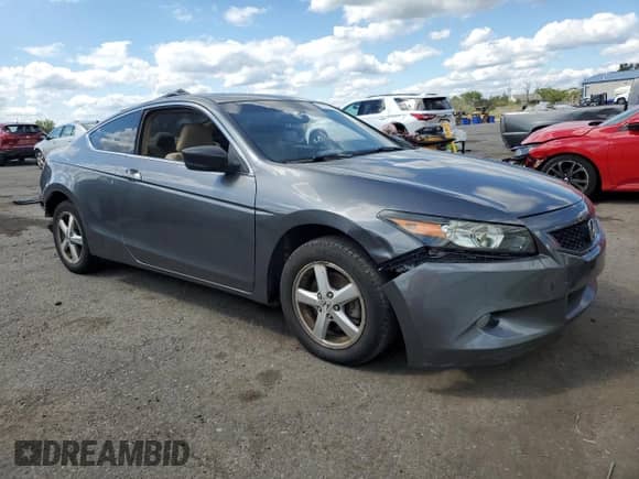 2008 Honda Accord EX z VIN 1HGCS12708A028301, wystawiony jako Copart lot #71157275 z przebiegiem 182 329 mil mil oraz Szkoda całkowita • Salvage title. Historia ofert i sprzedaży dostępna na DreamBid. Obrazek 4.